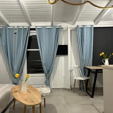 Cosy شقة Myrtos